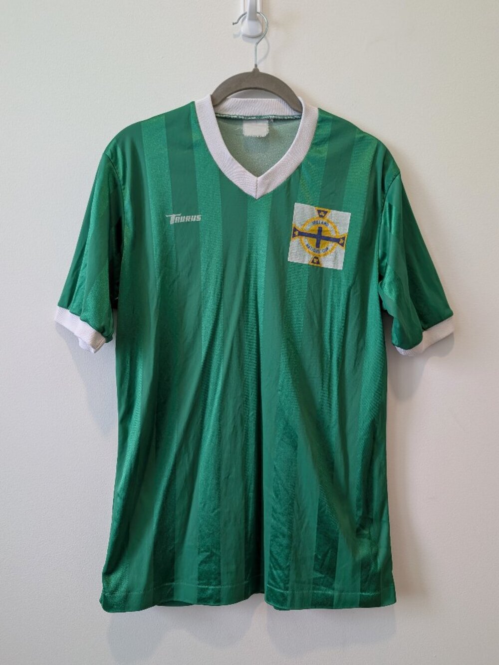 Vintage Ireland Novelty Jersey #17 | Ireland Nations Cup | Small